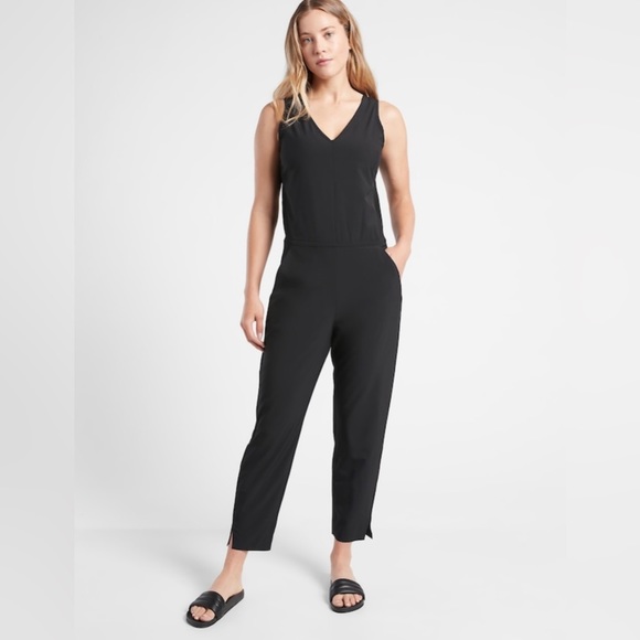 NWT--Athleta Black Brooklyn Jumpsuit Size 26 - Picture 1 of 8